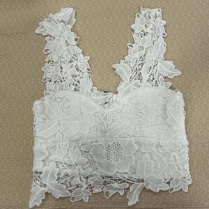 Millau crop top LF size small